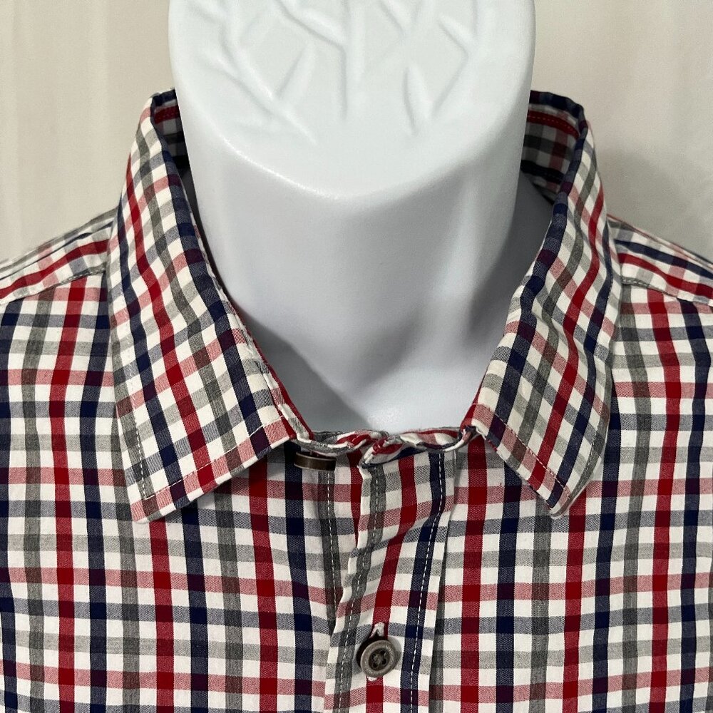 UNTUCKit Men's white, blue & red checkered Slim Fit long sleeve shirt XL EUC